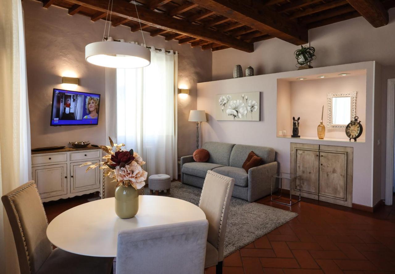 Santo Spirito - Elegante Appartamento In Pieno Centro Firenze Eksteriør billede