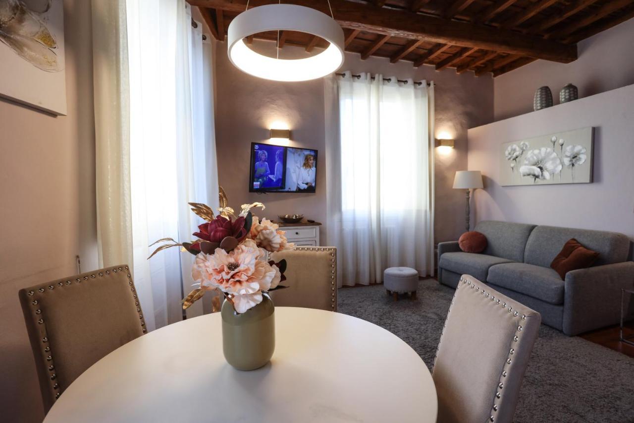 Santo Spirito - Elegante Appartamento In Pieno Centro Firenze Eksteriør billede